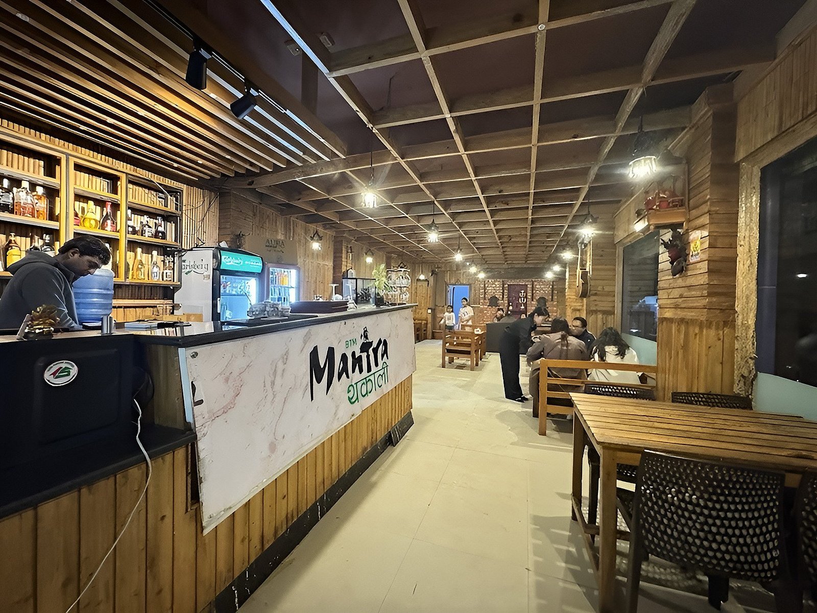 restaurant